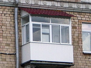 Установка балконных крыш